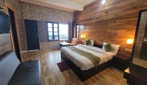 Double Room with Mountain View