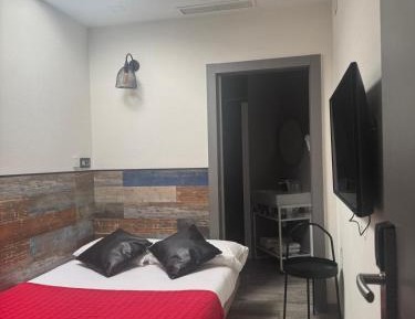 Small Double Room