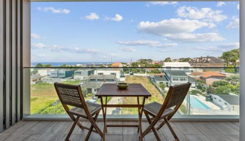 One-Bedroom Apartment with Balcony