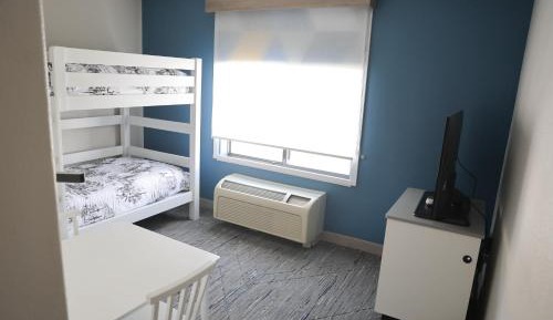 Suite with One King Bed and One Twin Bed - Non-Smoking