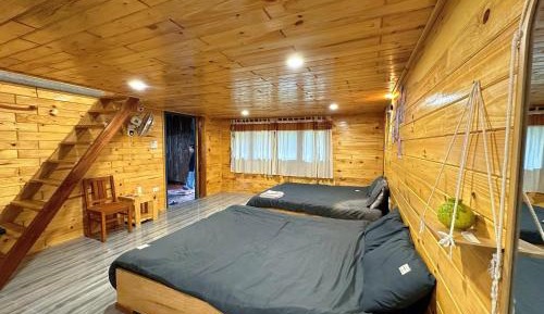 Mixed Dormitory Room