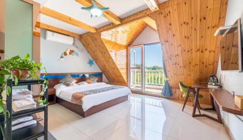 Deluxe Double Room with Balcony