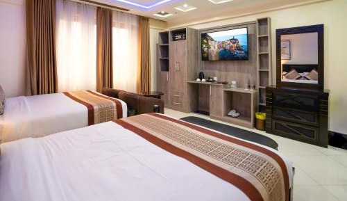 Deluxe King Room