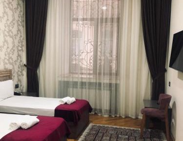 Large Twin Room