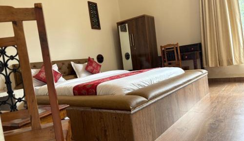 Double Room with Mountain View