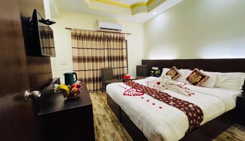 Deluxe Suite