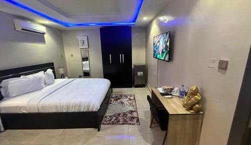 Superior King Room