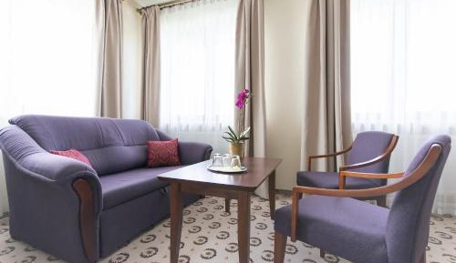 Comfort Triple Room