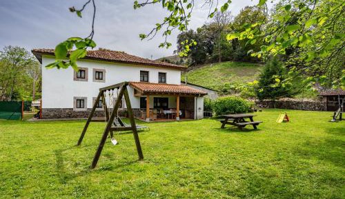 Three-Bedroom Superior Apartment