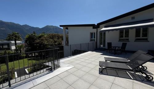 Studio with Balcony