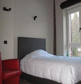 Small Single Room