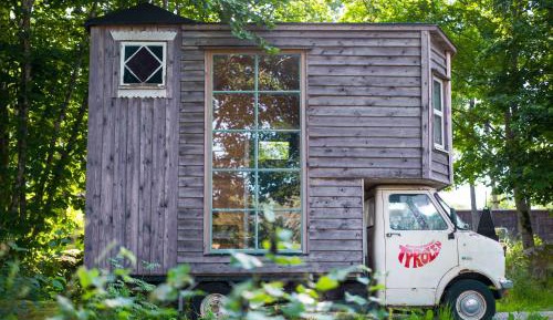 One-Bedroom House