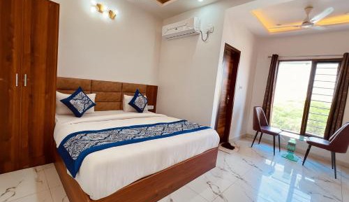 Superior King Room