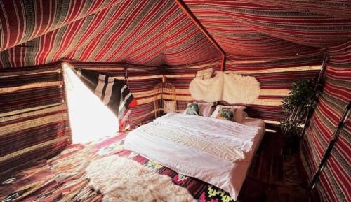 King Room with Mountain View