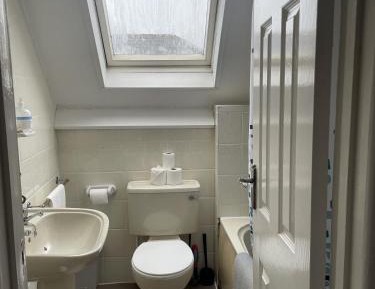 Twin Room with Private Bathroom