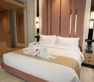 Suite with City View