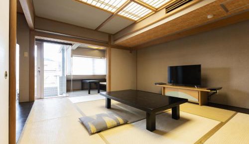 Japanese-Style Quadruple Room