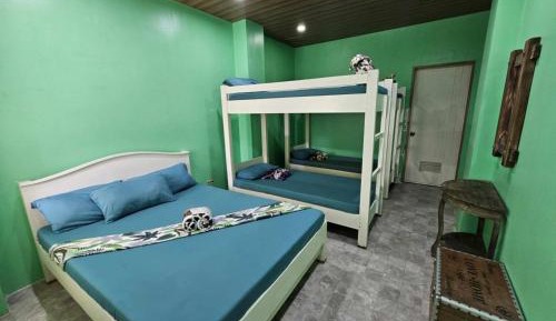 Classic Quadruple Room