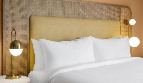 King Suite with Sofa Bed - Oceanfront