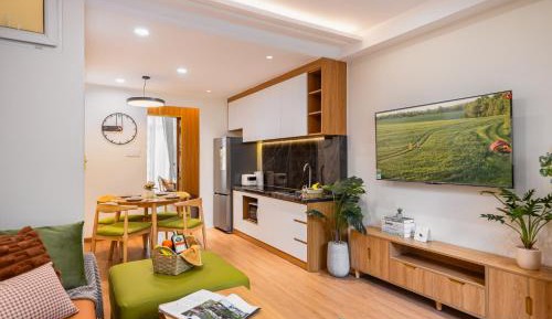 Six-Bedroom House