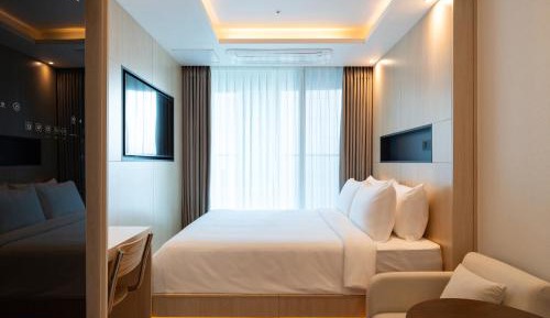 Superior King Room