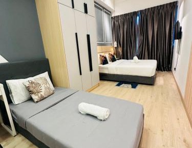 Two-Bedroom Apartment with City View