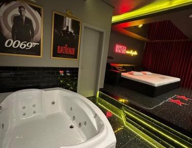 Suite with Spa Bath
