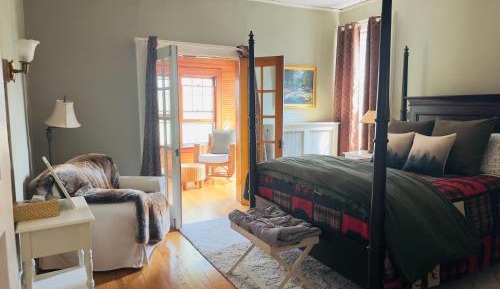 Queen Suite