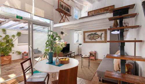 Superior One-Bedroom Apartment