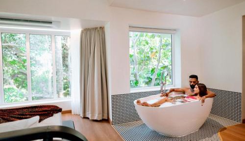 Treepie – Superior Room with Bathtub