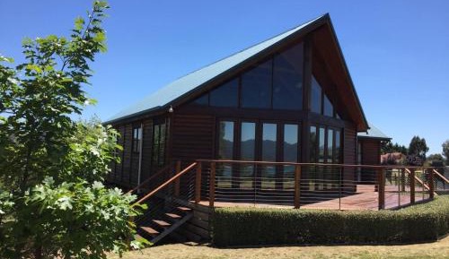 Three-Bedroom Vacation Home 