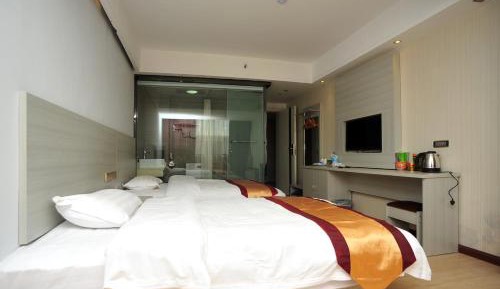 Triple Room with City View