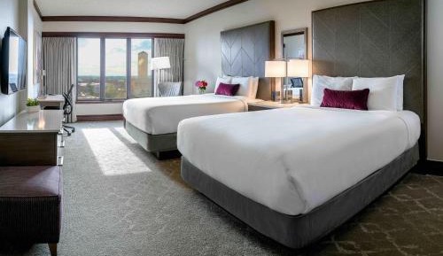 Deluxe Queen Room with Two Queen Beds