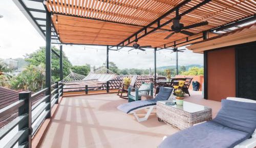 Family Two-Bedroom Apartment with View
