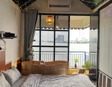 King Room with Lake View