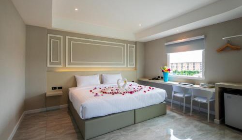 Deluxe King Room