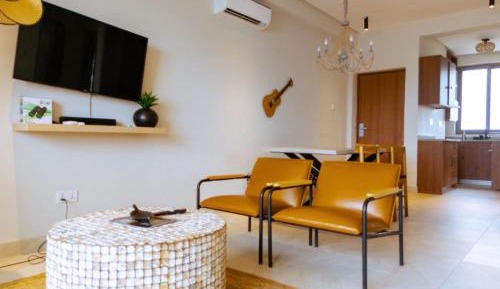 Three-Bedroom Apartment with Balcony