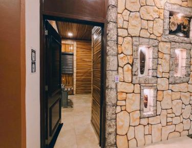 Standard Double Room with Shared Bathroom