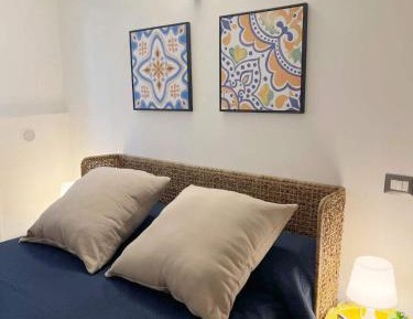 One-Bedroom Apartment - Sea Side