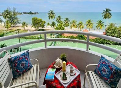 Three-Bedroom Apartment with Ocean View