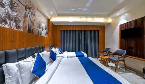 Deluxe Double or Twin Room