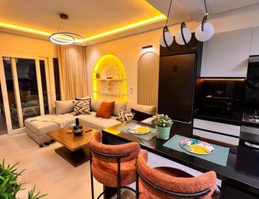 Apartment with Pool View 