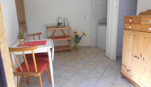 Apartment with Shower