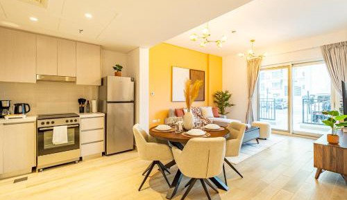 One-Bedroom Apartment with Terrace