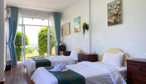 Deluxe Twin Room with Sea View