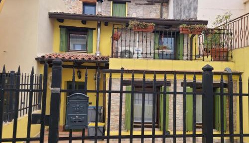 One-Bedroom House