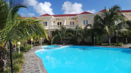 Villa - Beach Front