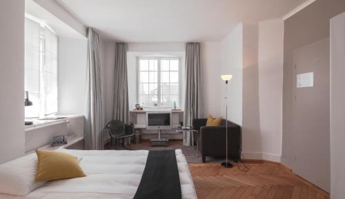 Premium Design Triple Room