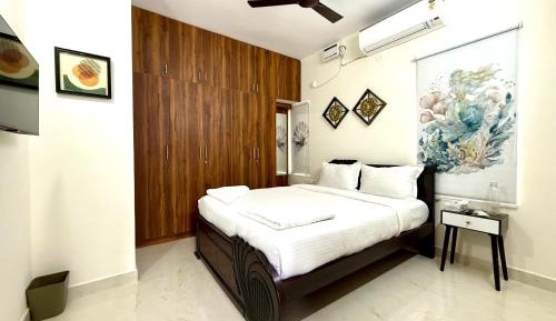 Queen Room