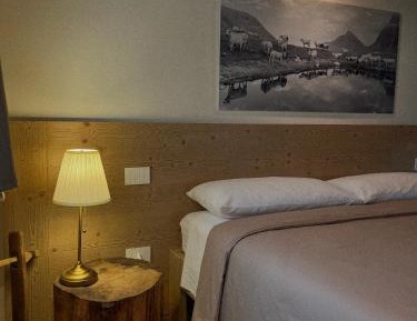 Quadruple Room with Private Bathroom